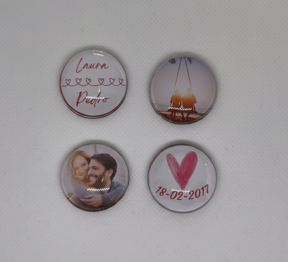 Pack de 4 Imanes Burbuja Personalizados para Parejas – Regalo San Valentín con Fotos y Nombres