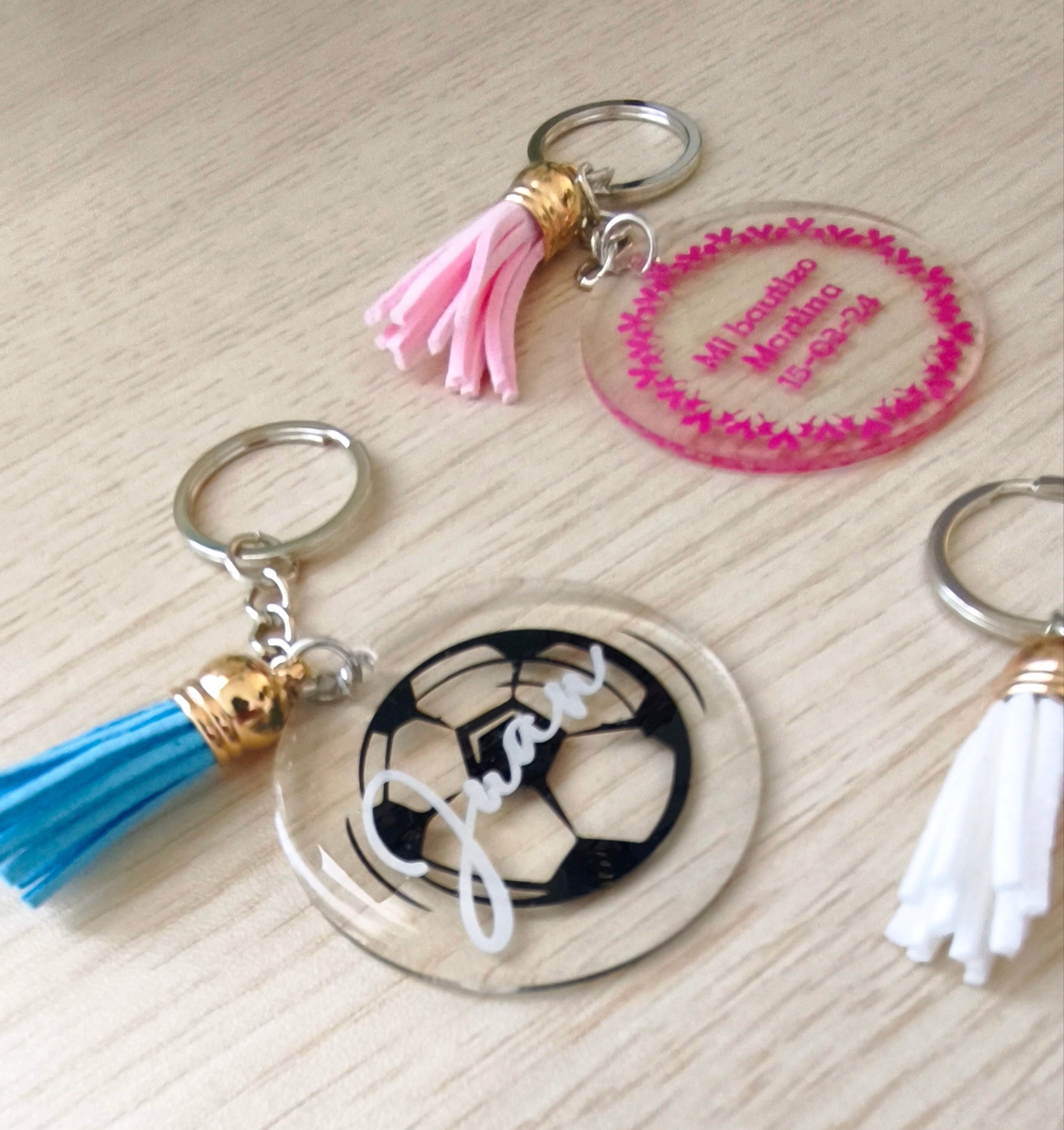 Llaveros acrílicos personalizados con resina 4,5 cm | Detalles para eventos (mín. 10 uds)